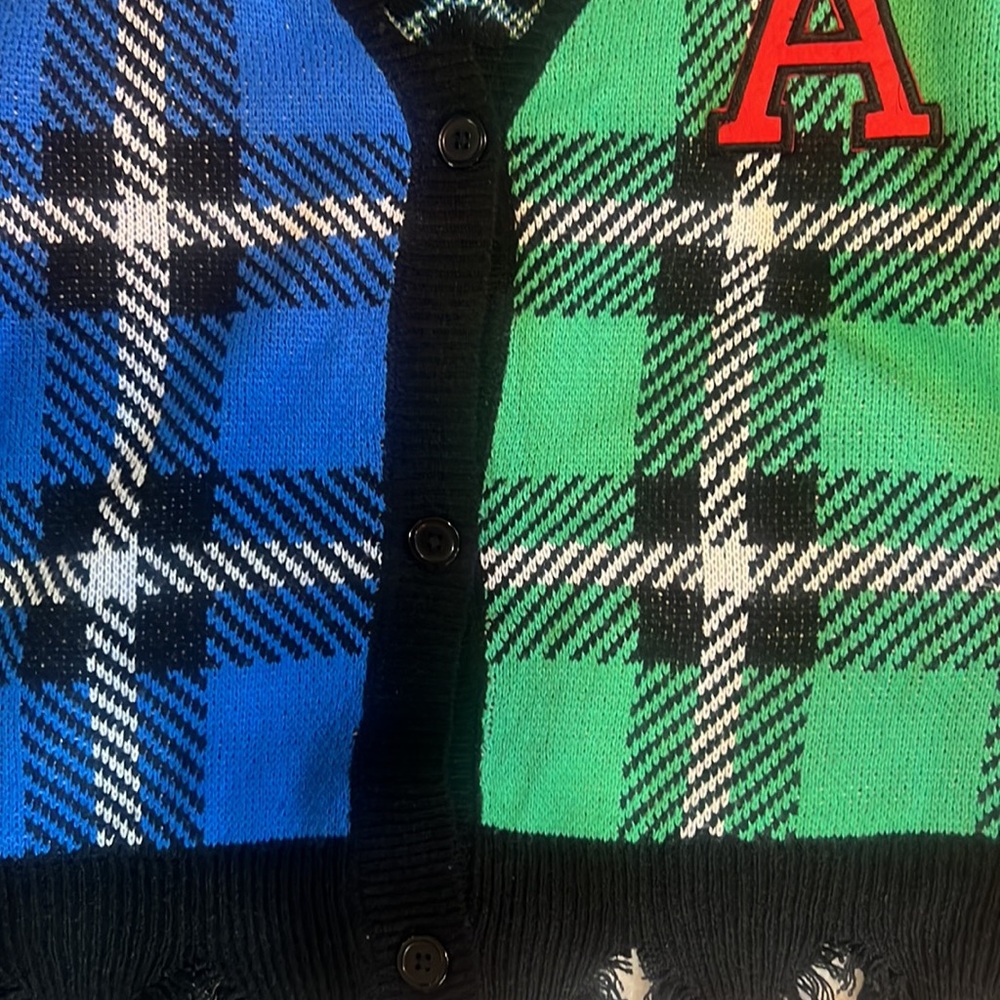 Sweater - Picture 10 of 13